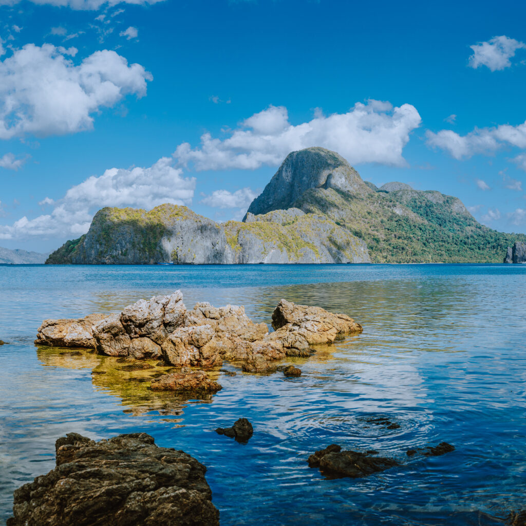 Amazing panorama view of El Nido bay and Cadlao island at low tide, wonderful unique nature of Palawan, Philippines.